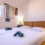 A 200m De La Confortable Pavillon Pour 6 Personnes *